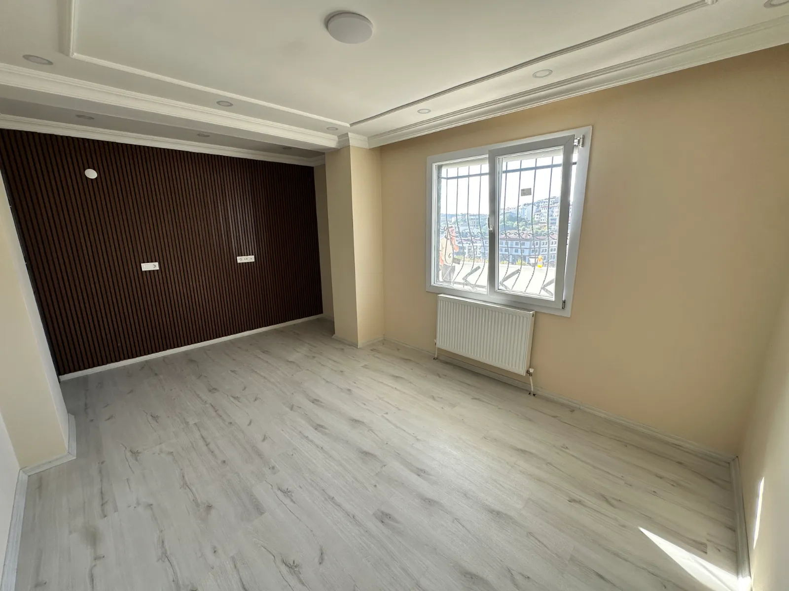 TAŞOLUK MAHALLESİNDE SATILIK 2+1 BAHÇE KATI DAİRE KOD(1017) görsel 3