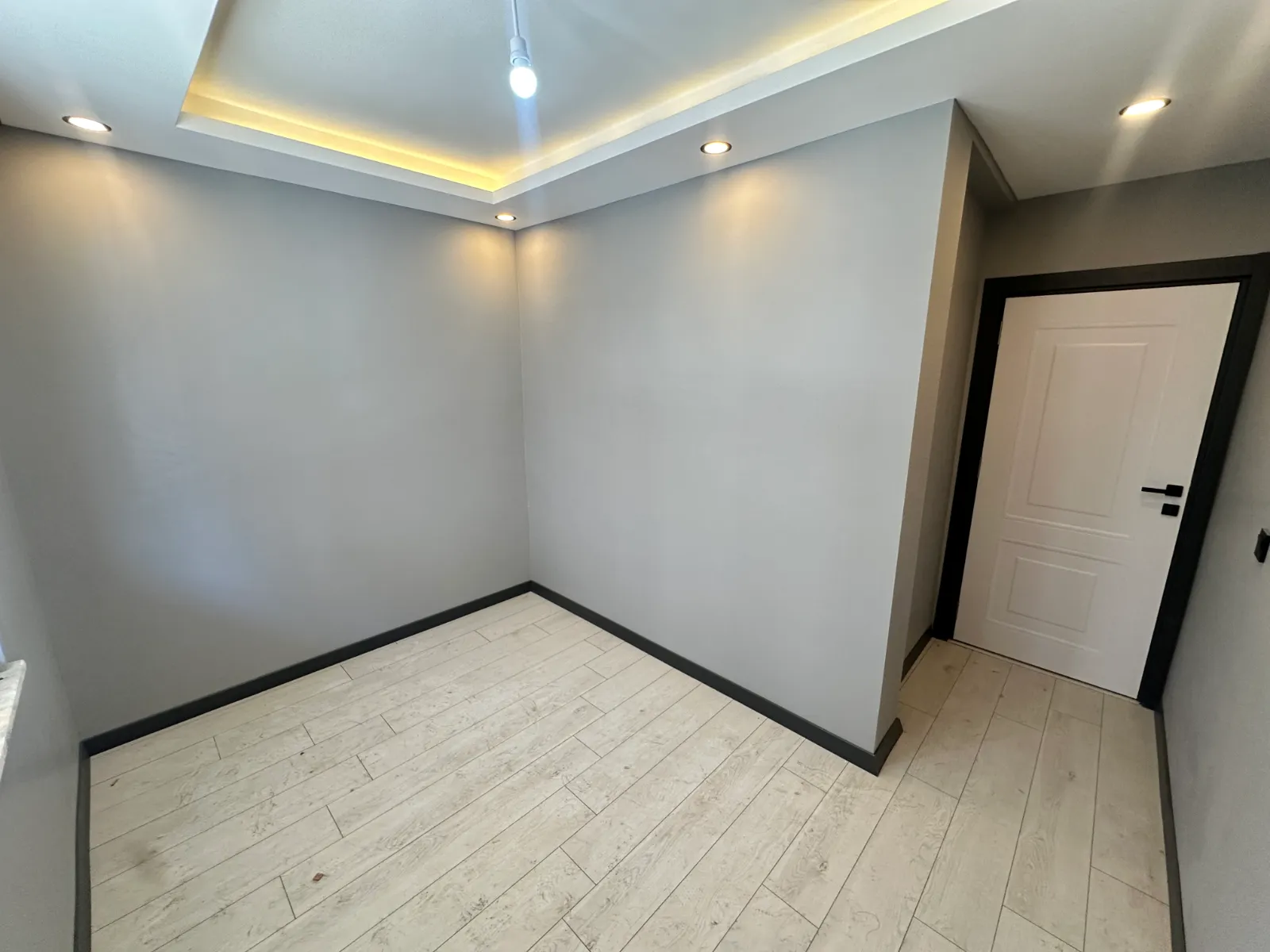 NENE HATUN MAHALLESİNDE SATILIK 2+1 DAİRE KOD(1005) görsel 4