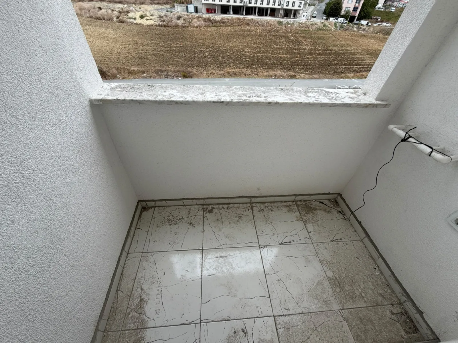 HADIMKÖY OMURTAK CADDESİ ÜZERİ SATILIK 2+1 DAİRE KOD(1034) görsel 10